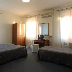  Hotel Porta San Zeno
