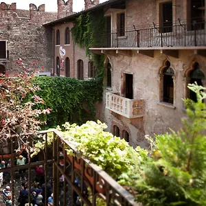 5* Affittacamere Relais Balcone Di Giulietta